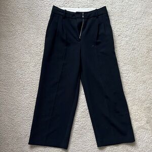 Aritzia Effortless Cropped Pants in Black (size 2)